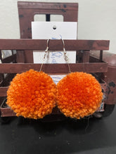 Load image into Gallery viewer, Rylie Pom Poms - Fall Colors
